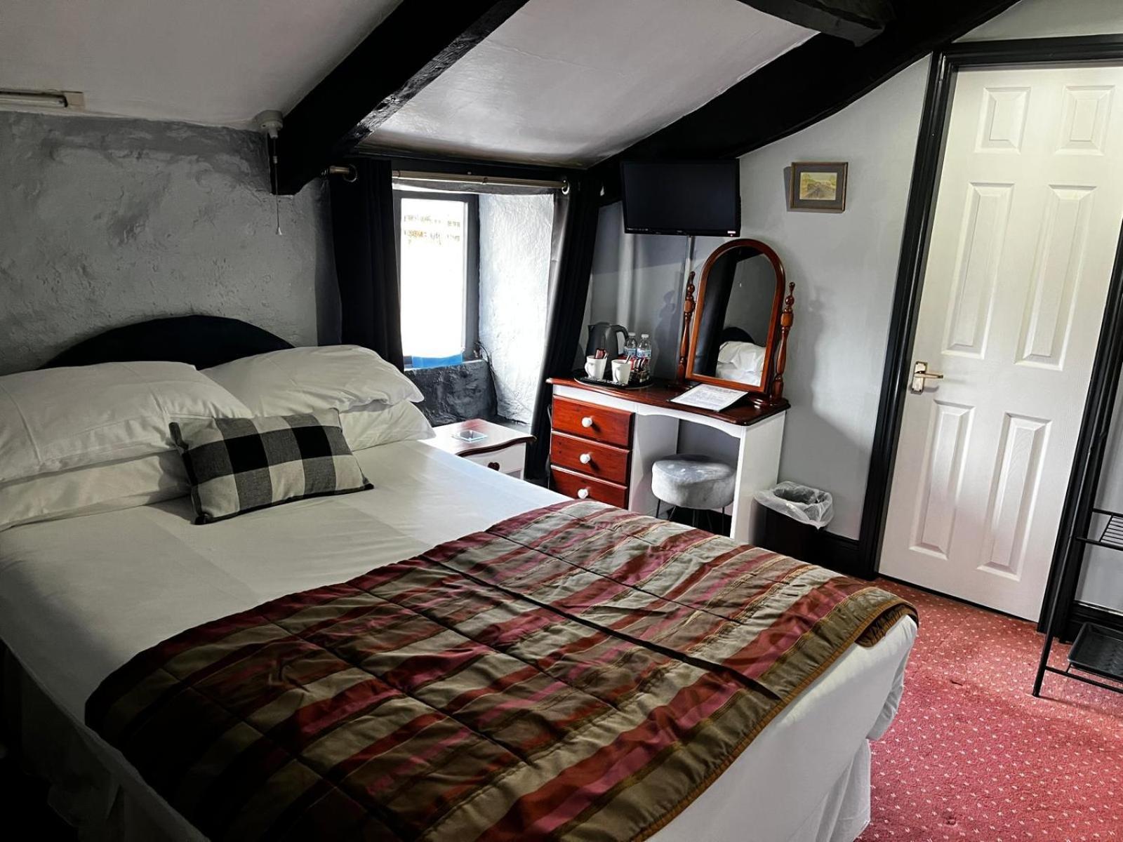 Black Bull Hotel Reeth Exteriör bild